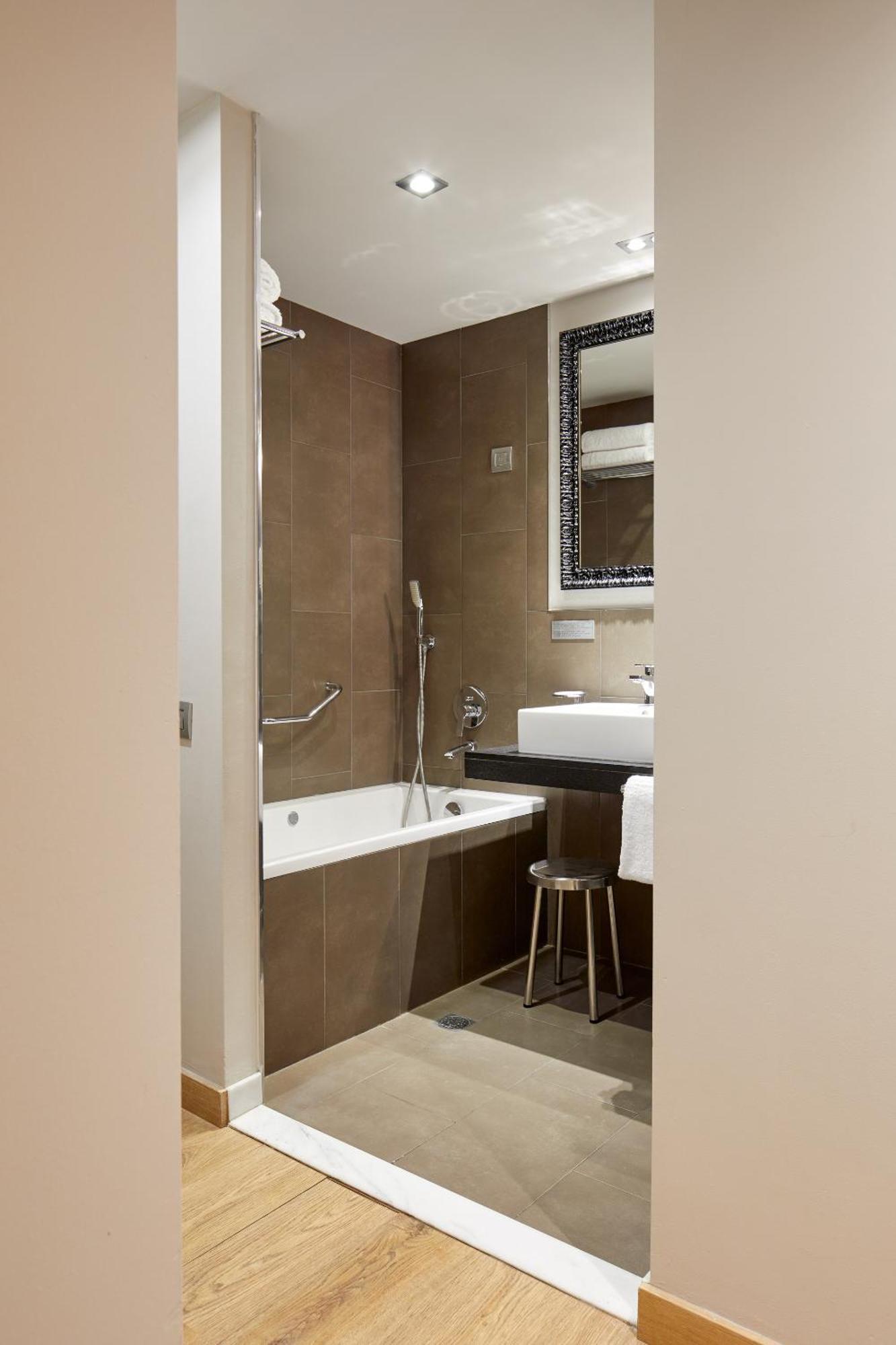 Vasanta Powered By Sonder Hotel Barcelona Room photo